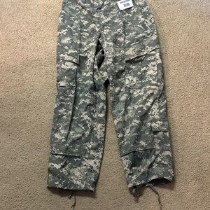 US Military Army Combat Uniform Trouser Pants 8415-01-519-8416 Small X Short